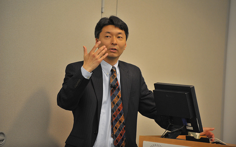 Photo of Ichiro Takeuchi